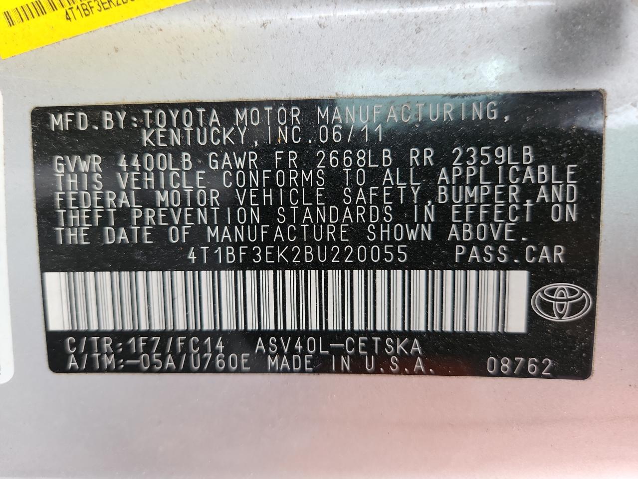 Toyota Camry Base Image 7