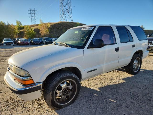  Salvage Chevrolet Blazer