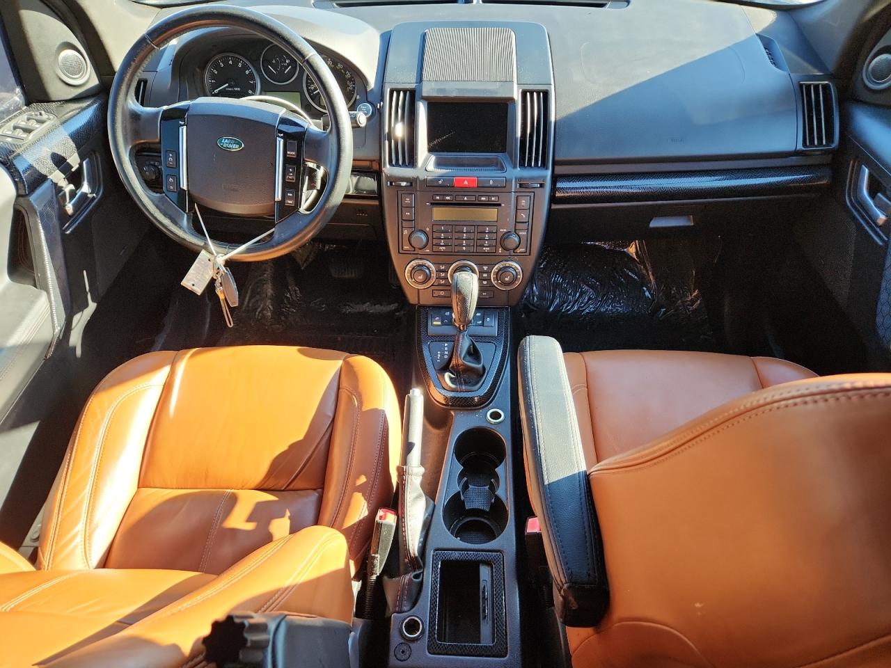 Land Rover LR2 Hse Luxury Image 7