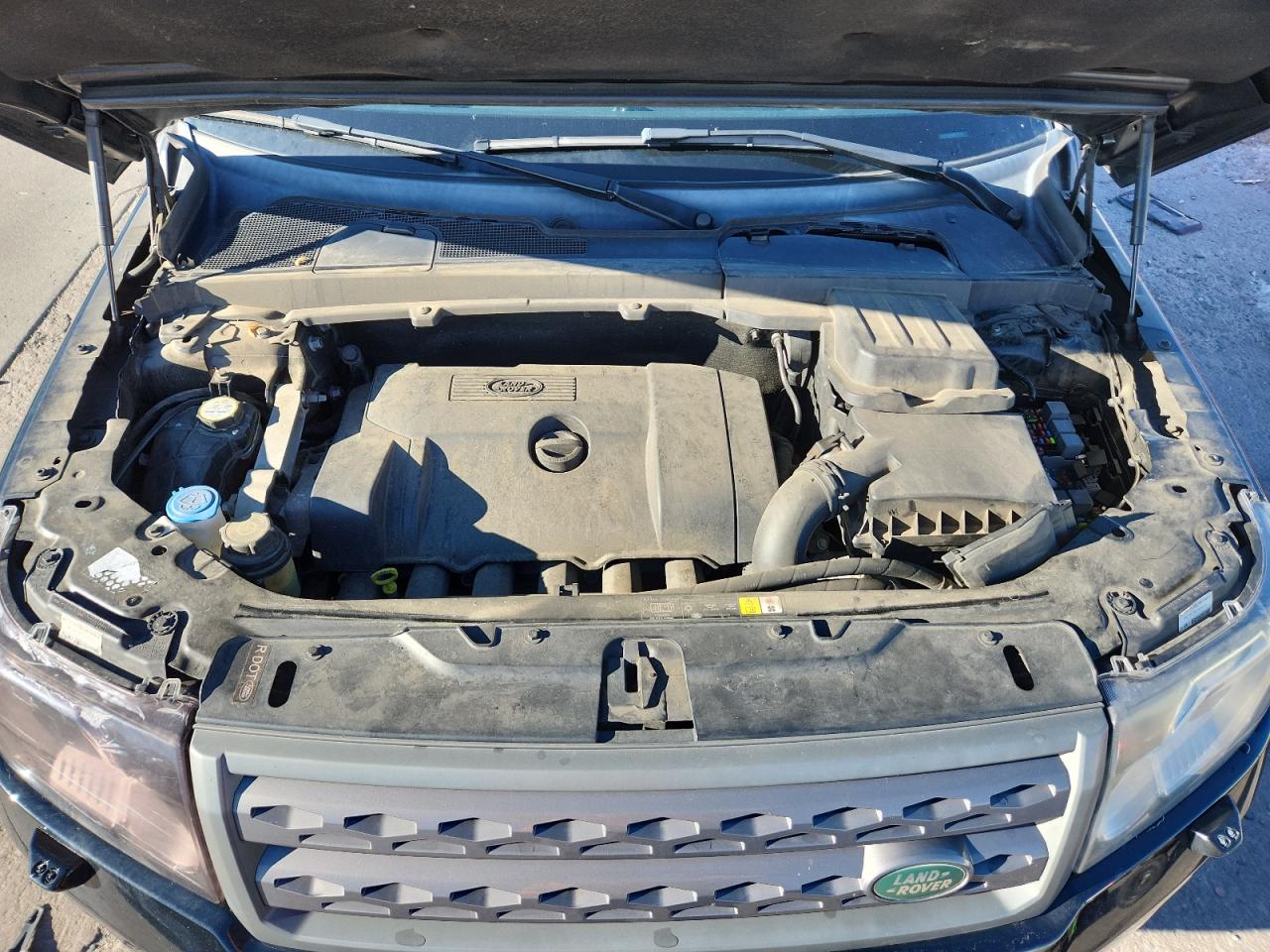 Land Rover LR2 Hse Luxury Image 12