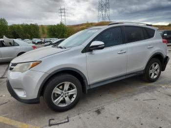  Salvage Toyota RAV4