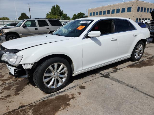  Salvage Chrysler 300