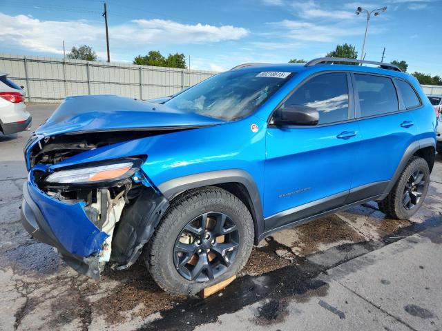  Salvage Jeep Cherokee