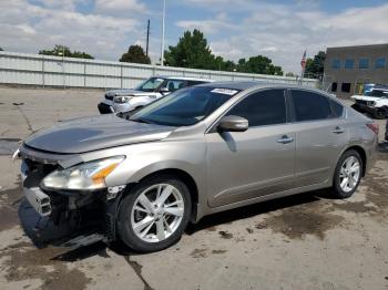  Salvage Nissan Altima