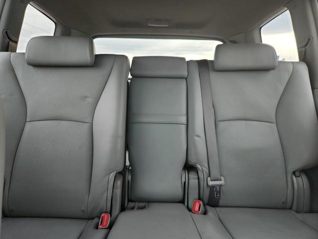 Toyota Highlander Hybrid Image 10