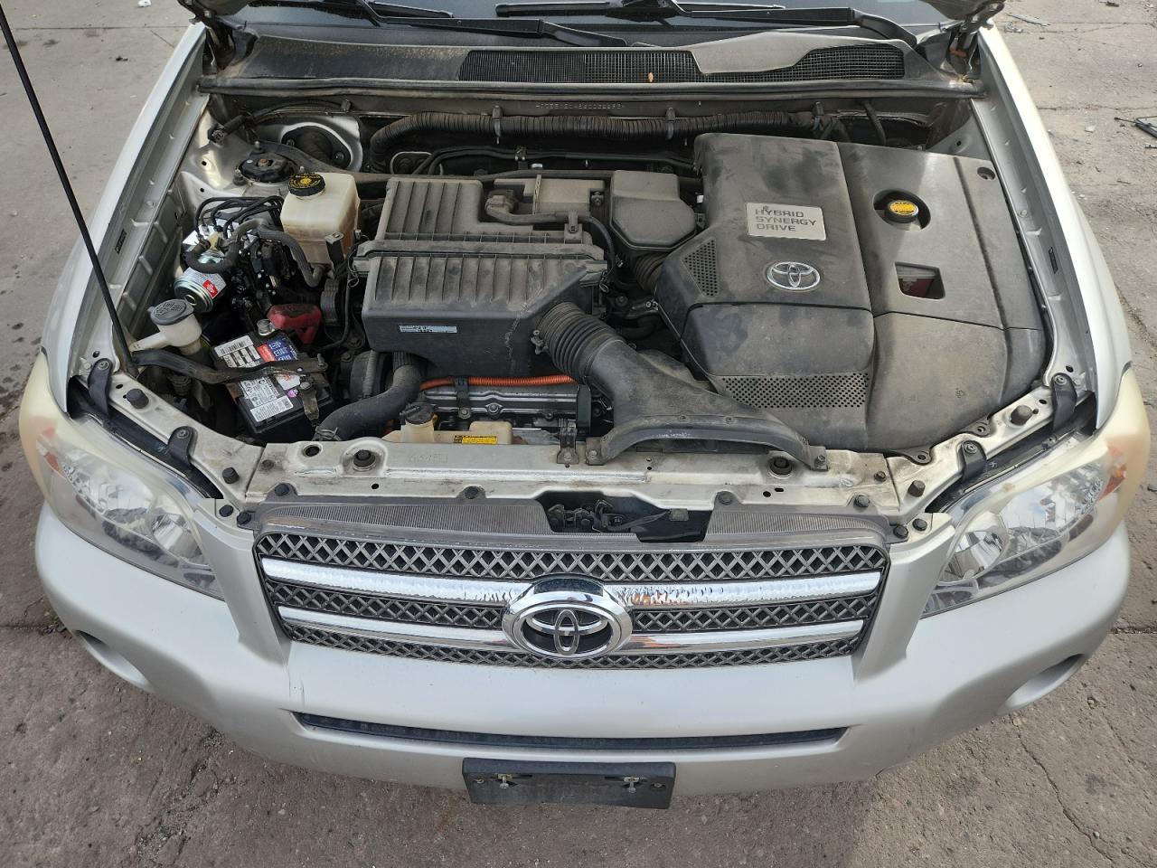 Toyota Highlander Hybrid Image 9