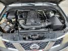 Nissan Frontier Crew Cab Le Image 10