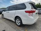 Toyota Sienna Image 3