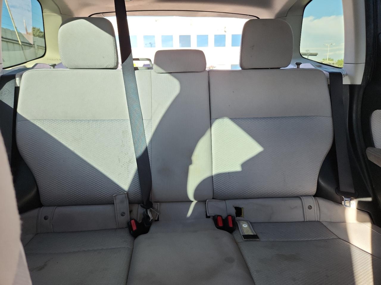 Subaru Forester 2.5i Image 8