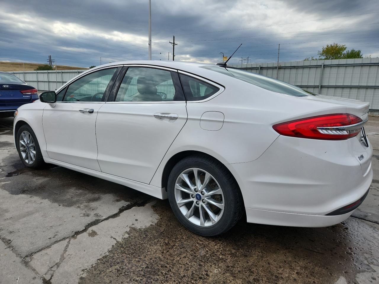 Ford Fusion Se Image 11