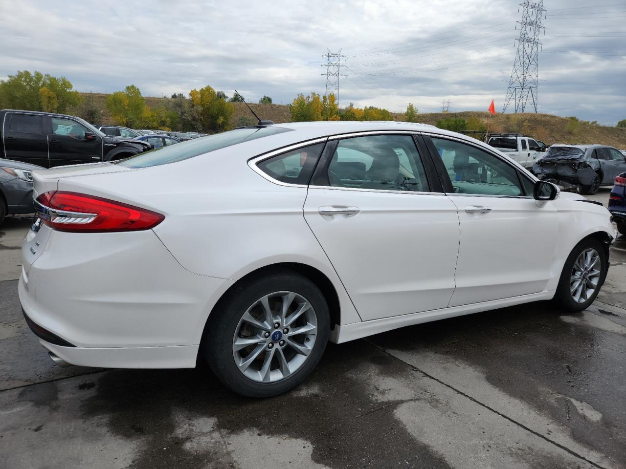 Ford Fusion Se Image 9