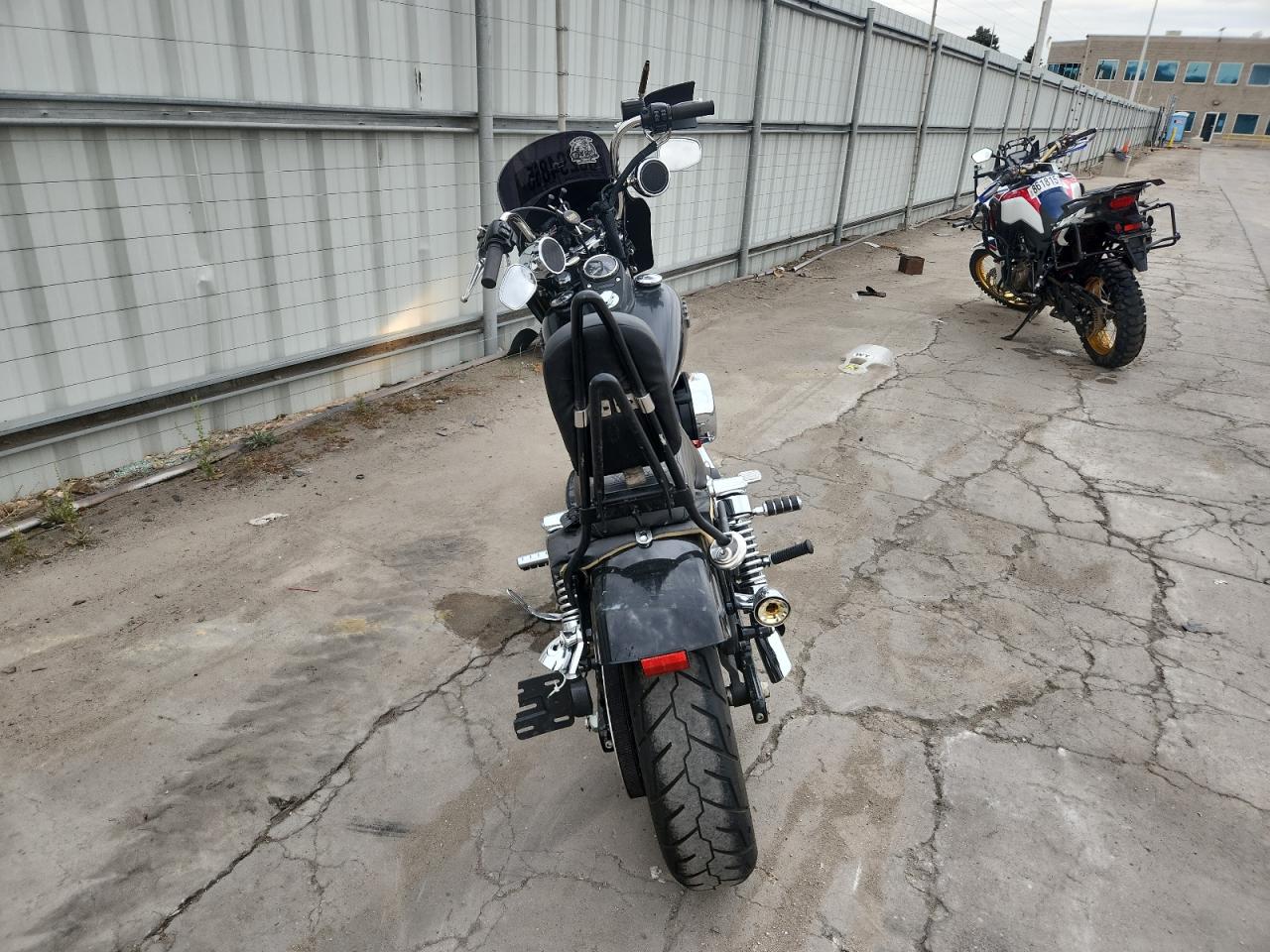 Harley-Davidson Fx Dyna Street Bob Image 2