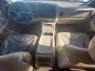 GMC Yukon K2500 Image 12