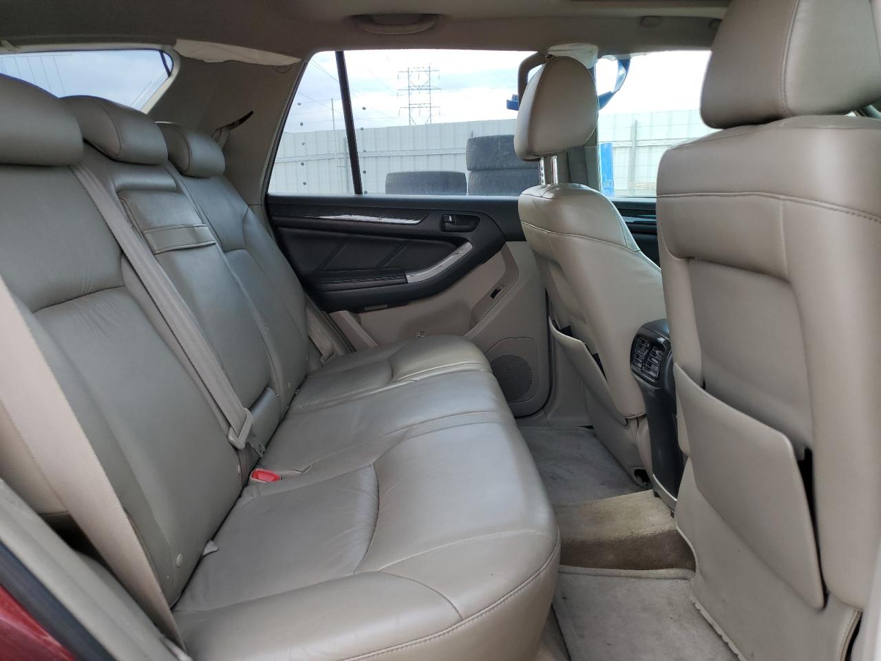 Toyota 4Runner Limited Image 2