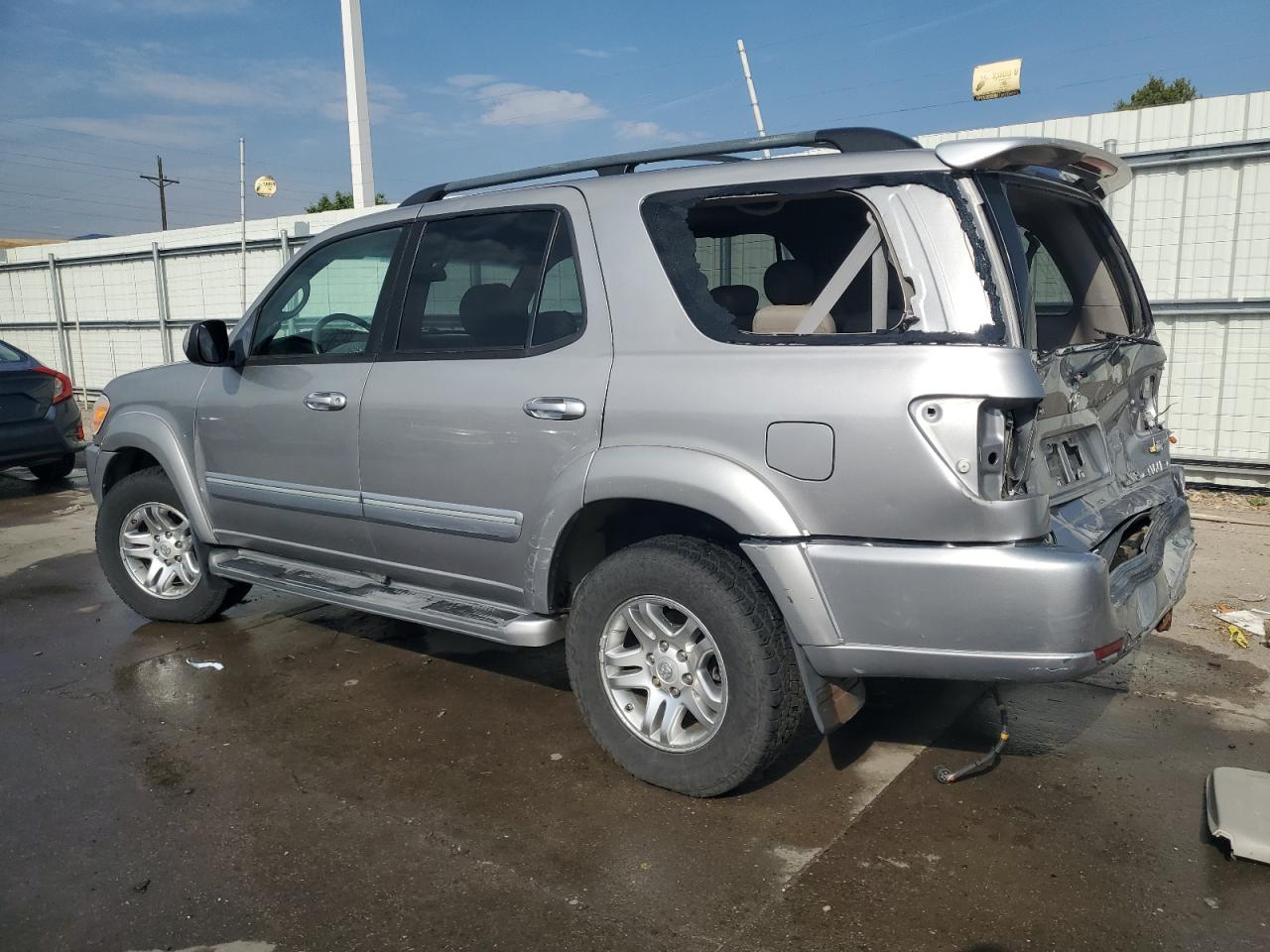 Toyota Sequoia Limited Image 2