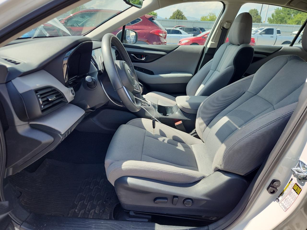 Subaru Legacy Premium Image 13