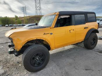  Salvage Ford Bronco