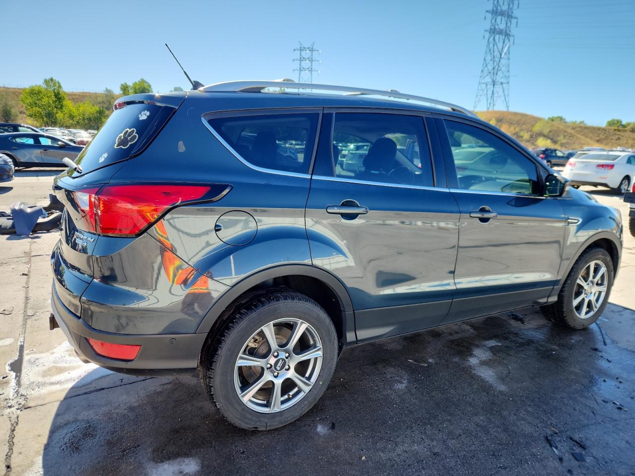 Ford Escape Titanium Image 10