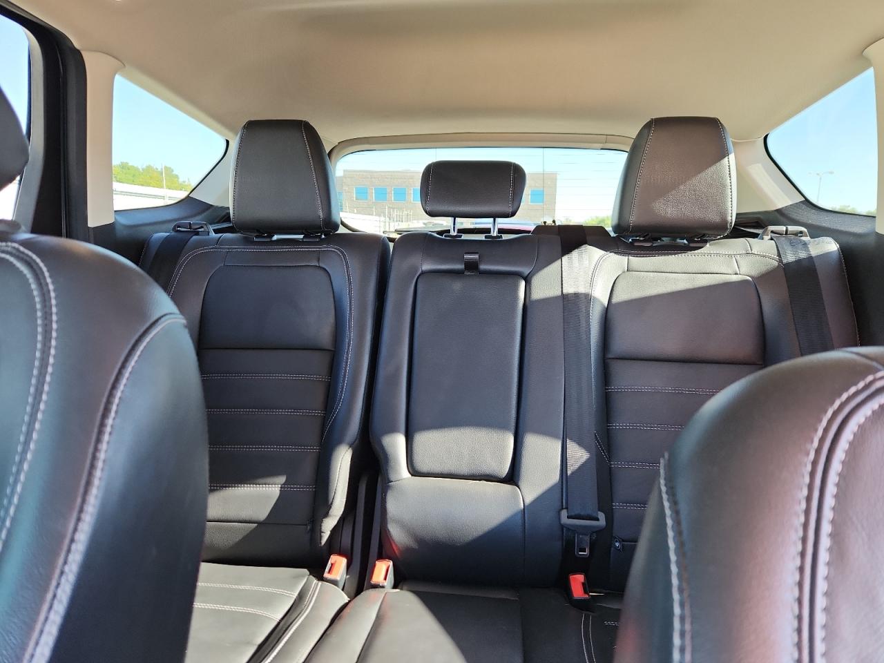 Ford Escape Titanium Image 4