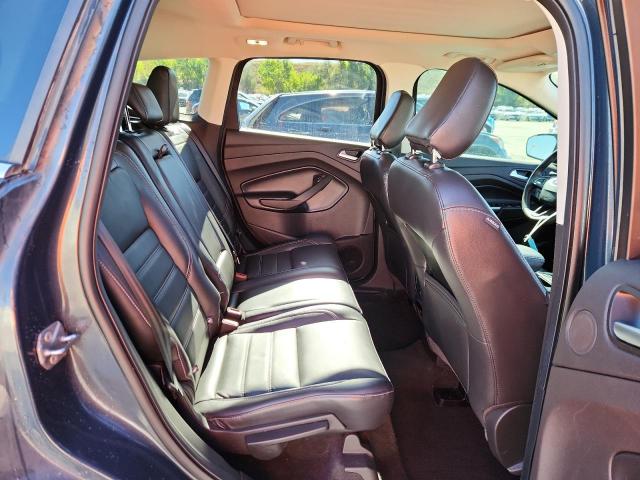 Ford Escape Titanium Image 3