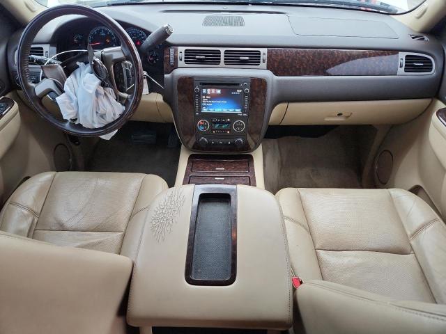 GMC Yukon Denali Image 7