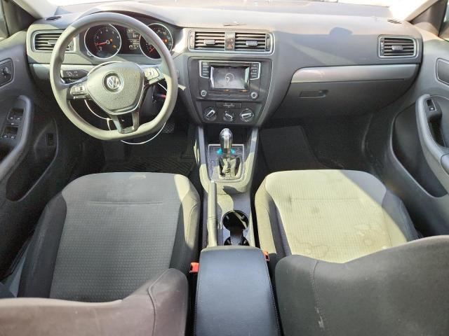 Volkswagen Jetta S Image 8