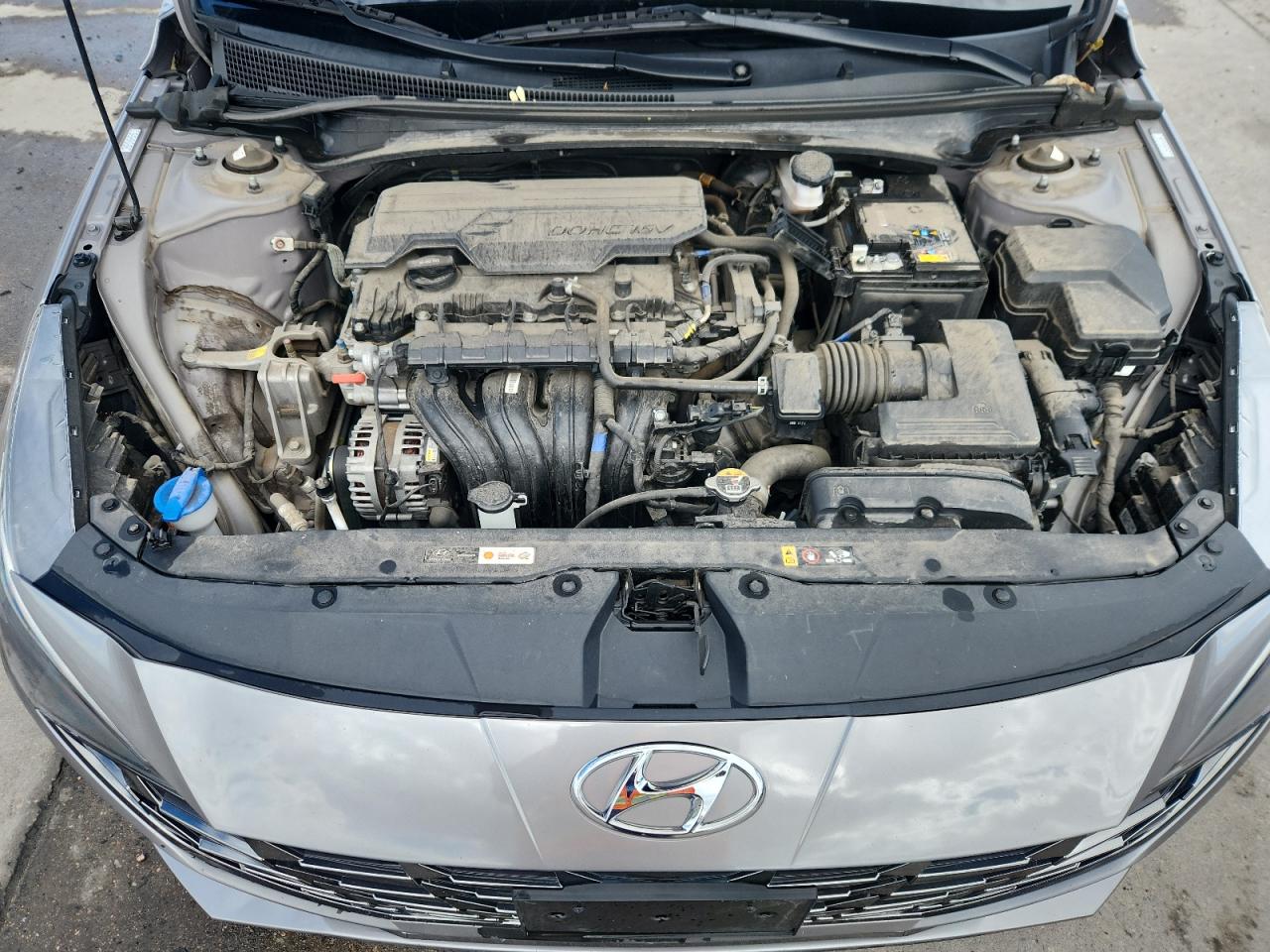 Hyundai ELANTRA Sel Image 4