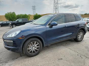  Salvage Porsche Cayenne