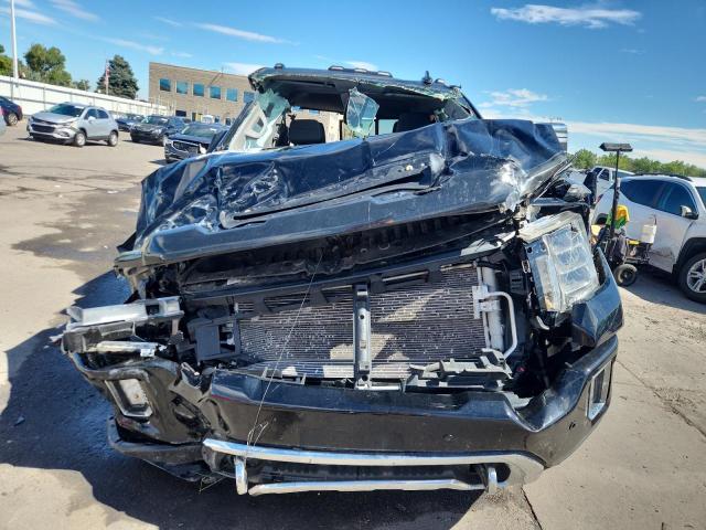 GMC Sierra K3500 Denali Image 6