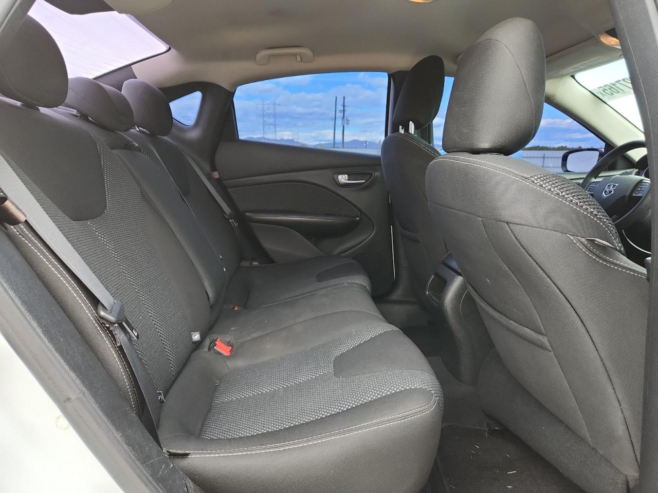 Dodge Dart Sxt Image 7