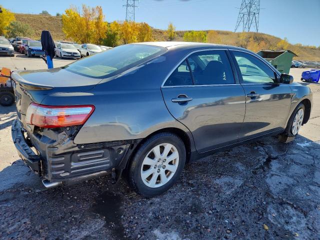 Toyota Camry Hybrid Image 3