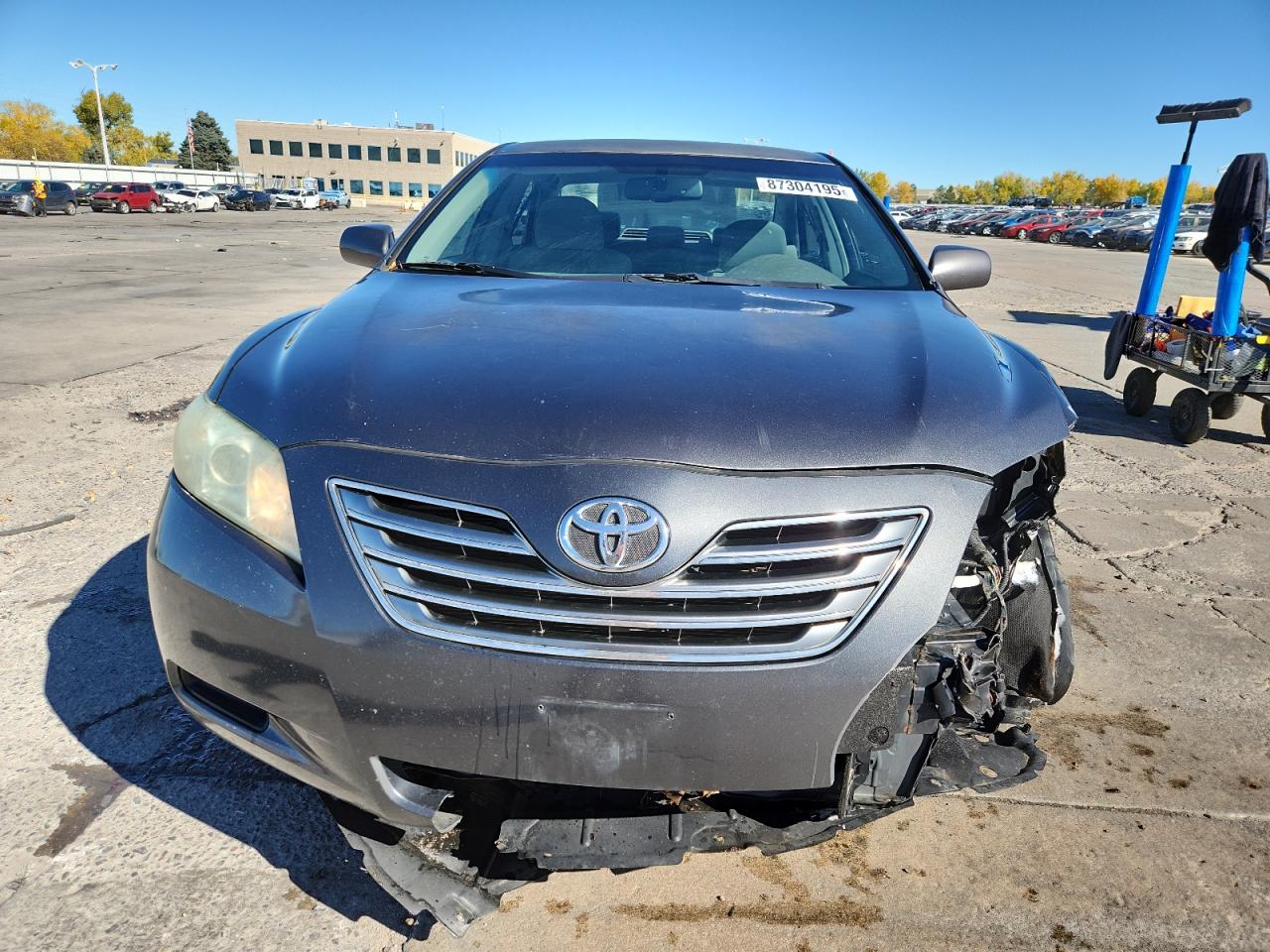 Toyota Camry Hybrid Image 7
