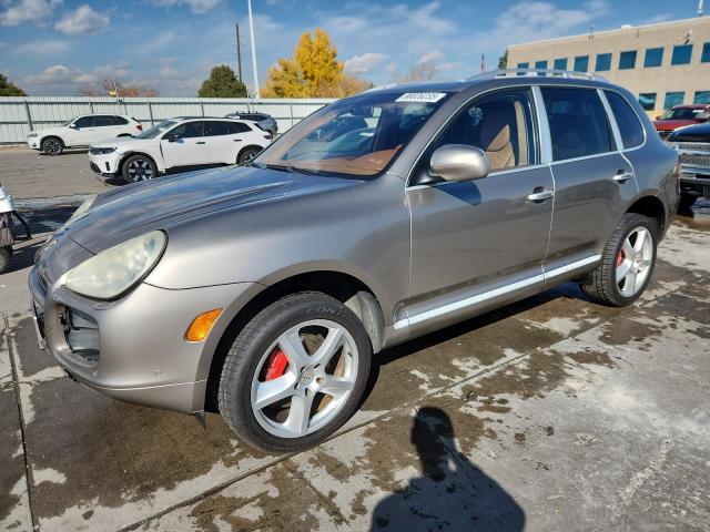  Salvage Porsche Cayenne