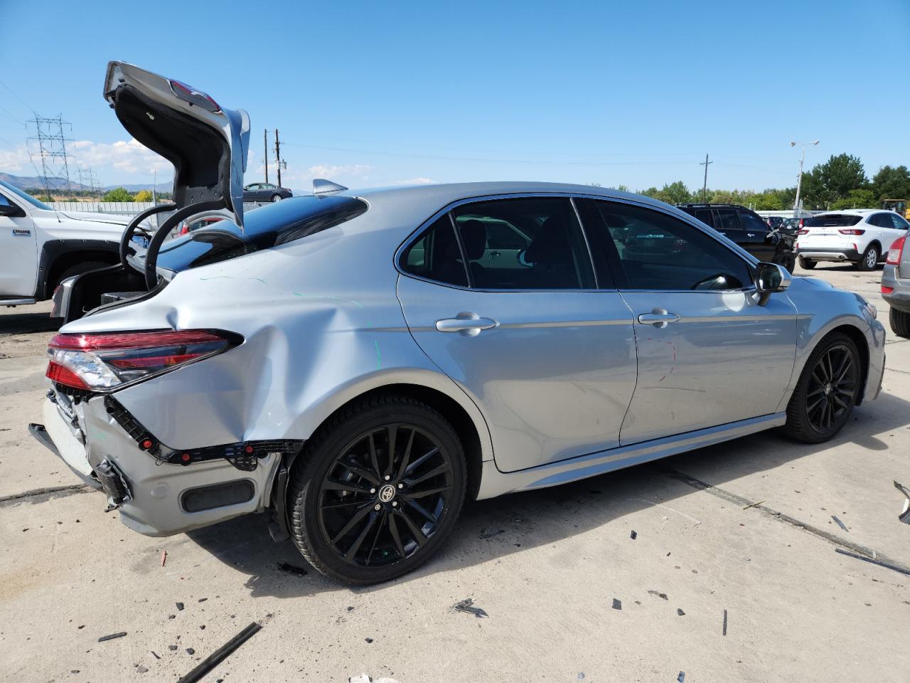 Toyota Camry Xse Image 7