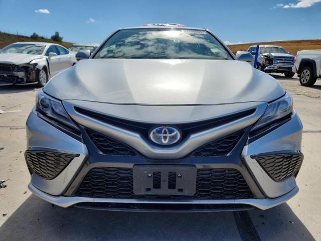 Toyota Camry Xse Image 2