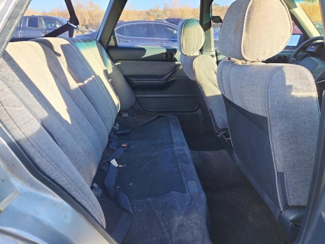 Toyota Camry Dlx Image 8