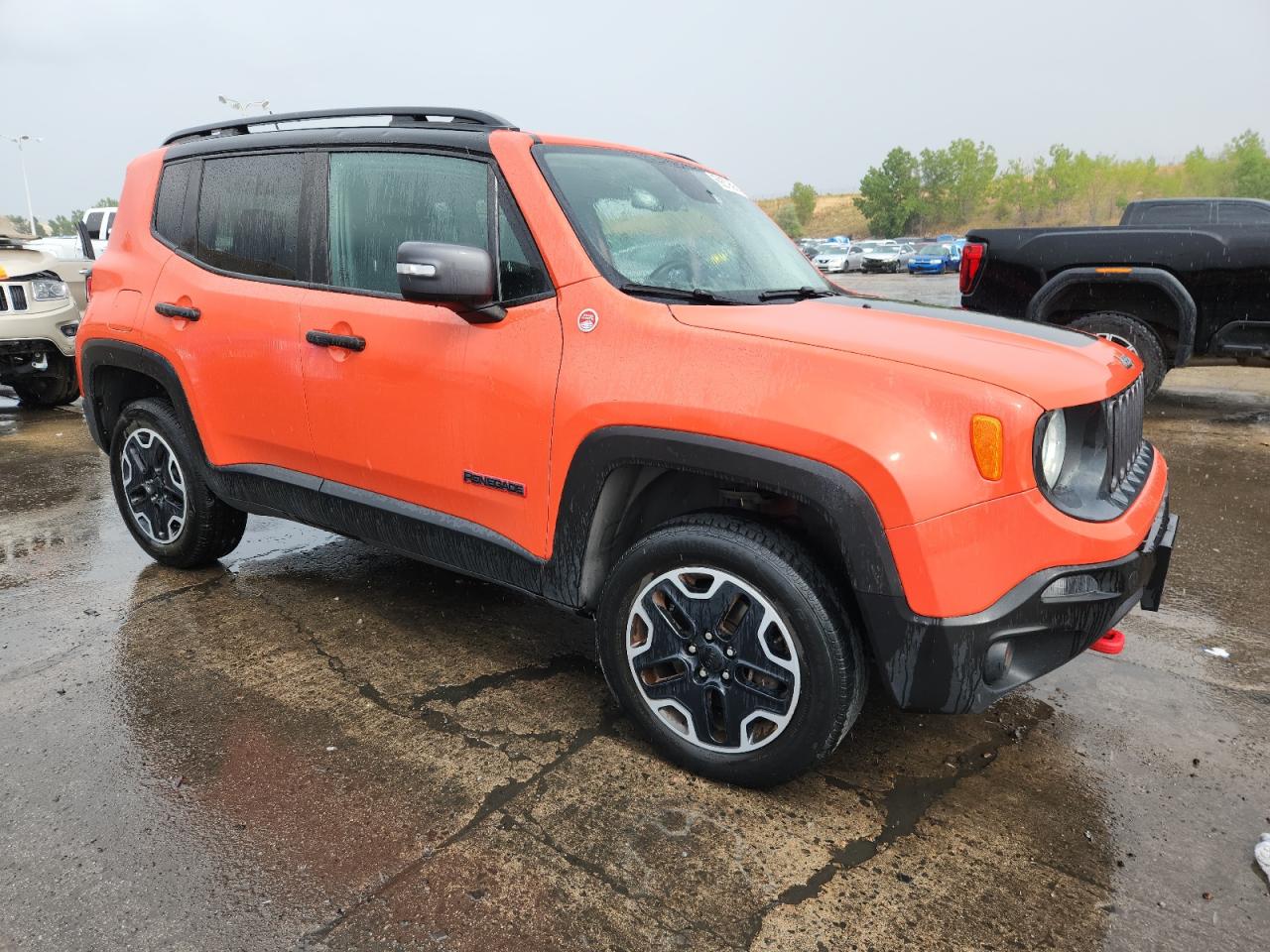 Jeep Renegade Trailhawk Image 8