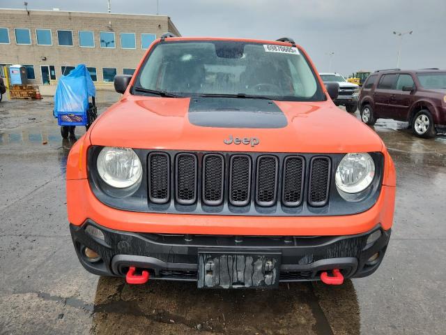 Jeep Renegade Trailhawk Image 2