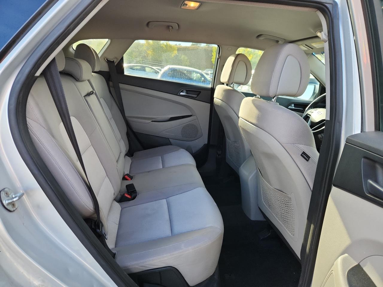 Hyundai TUCSON Limited Image 7