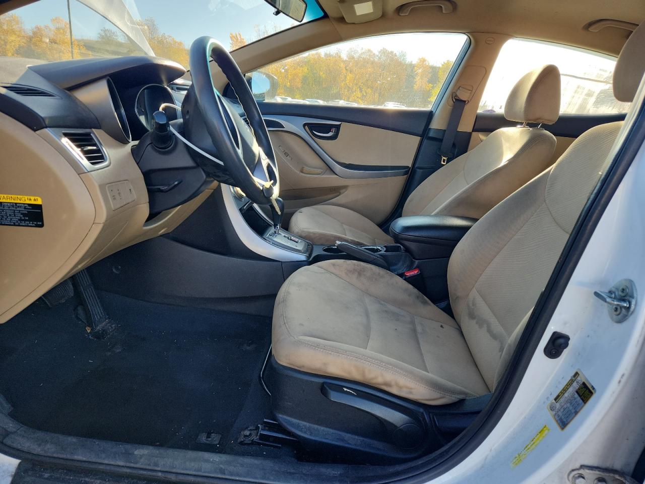 Hyundai ELANTRA Gls Image 4