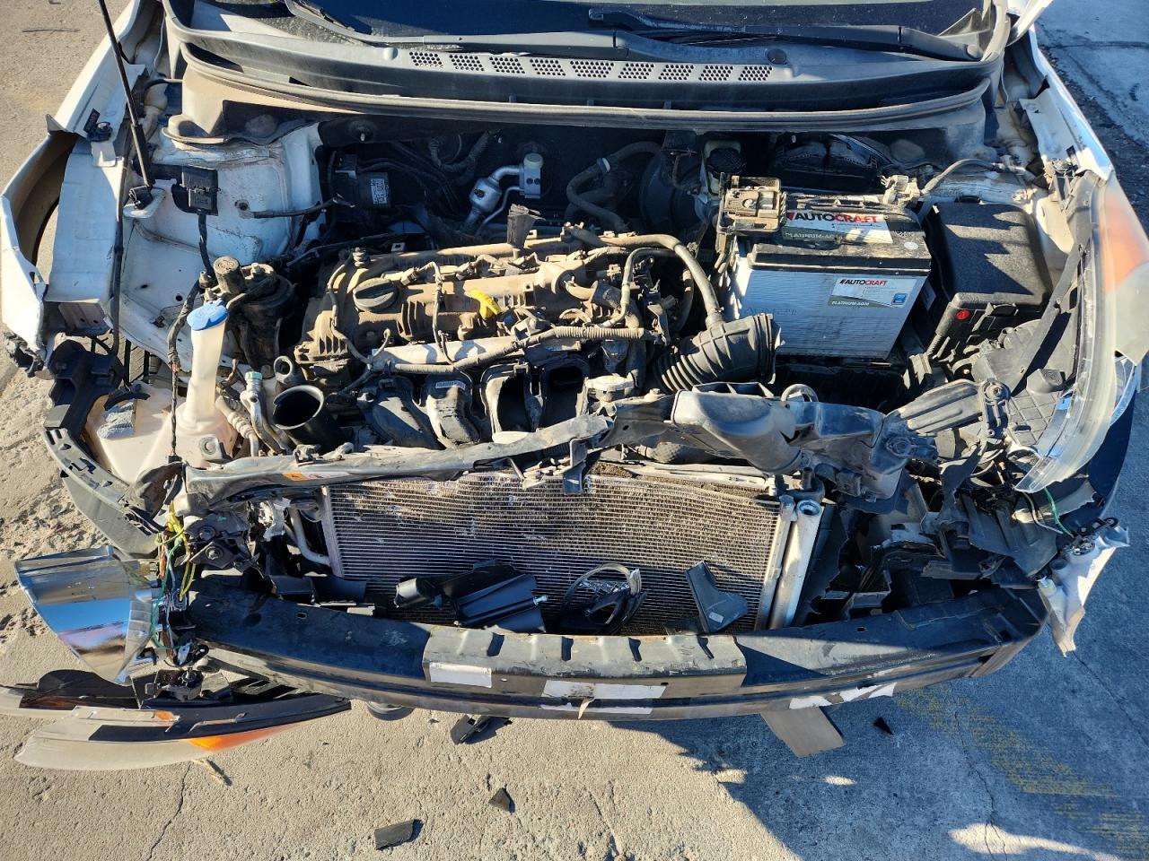 Hyundai ELANTRA Gls Image 6