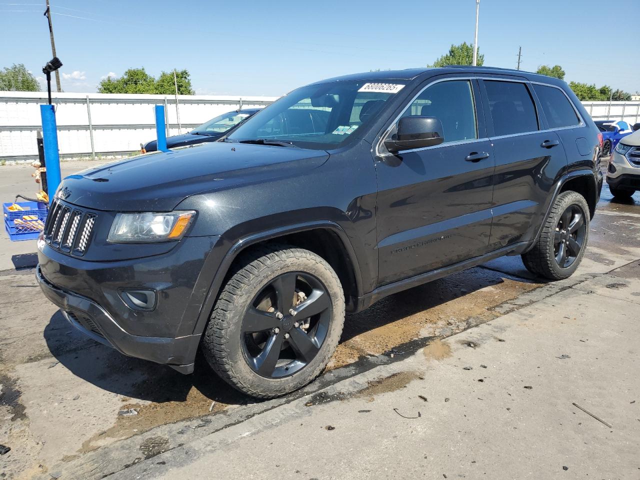 Jeep Grand Cherokee Laredo Image 1