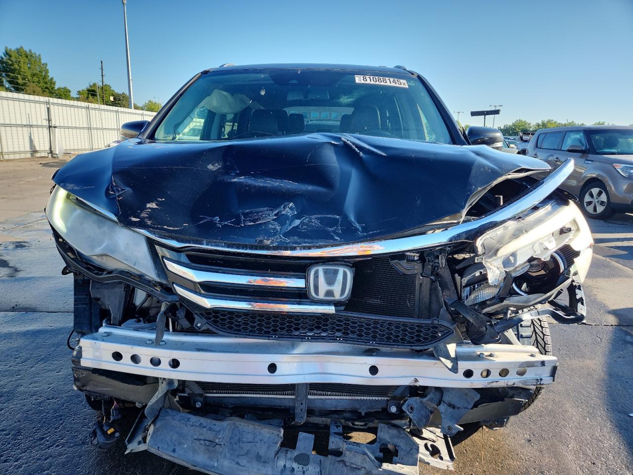 Honda Pilot Touring Image 3