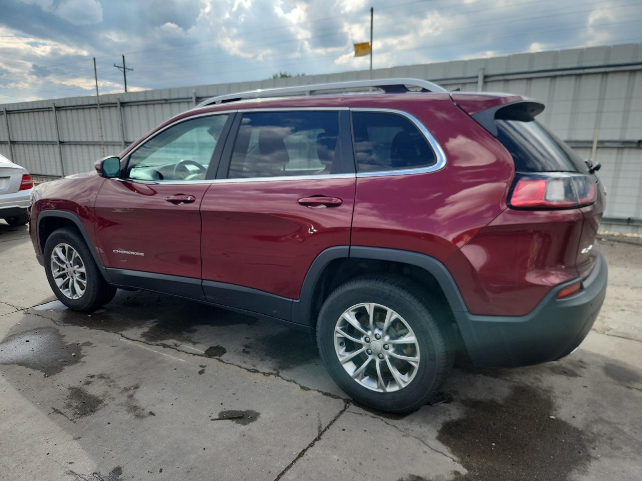 Jeep Grand Cherokee Latitude Plus Image 4