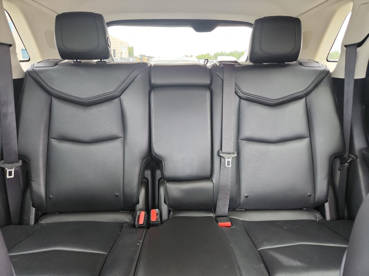 Cadillac XT5 Premium Luxury Image 11