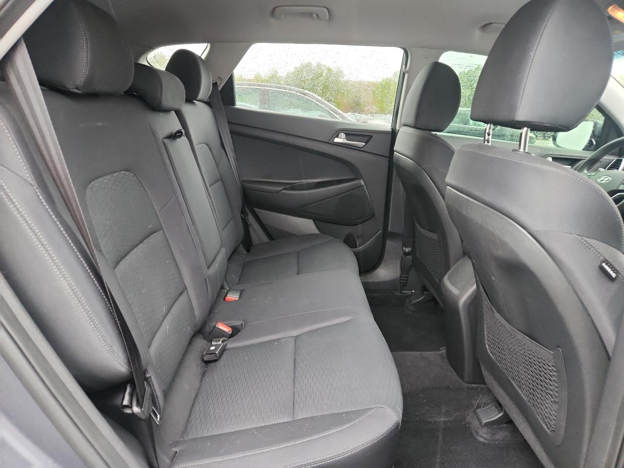 Hyundai TUCSON Limited Image 6