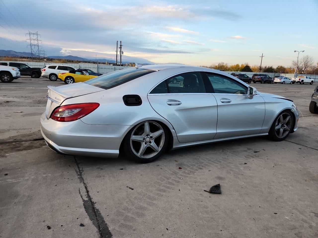 Mercedes-Benz Cls-class 550 4matic Image 11