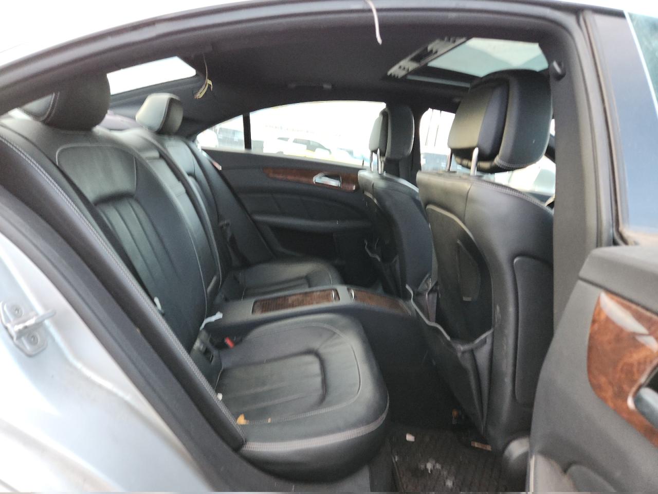 Mercedes-Benz Cls-class 550 4matic Image 6