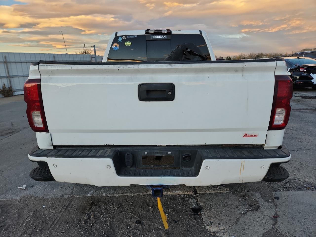 Chevrolet Silverado K1500 Ltz Image 2