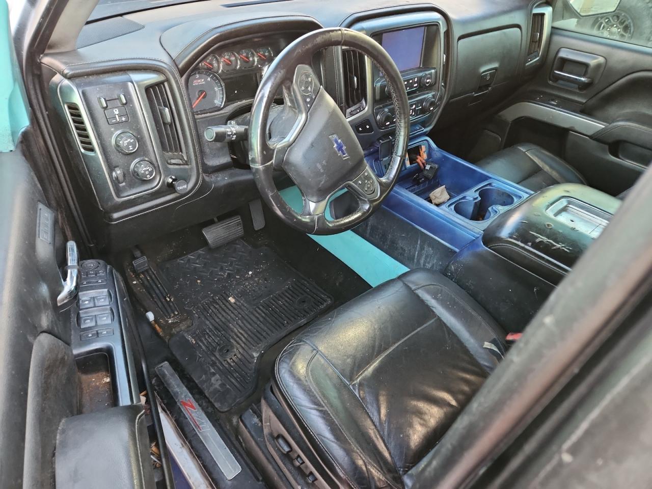 Chevrolet Silverado K1500 Ltz Image 6